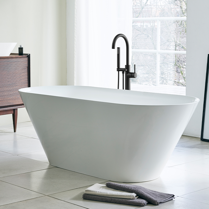 Spa Inspired Bathroom | Introduce a luxury freestanding bath and coordinating basin to your scheme for a truly indulgent spa like bathroom design. 